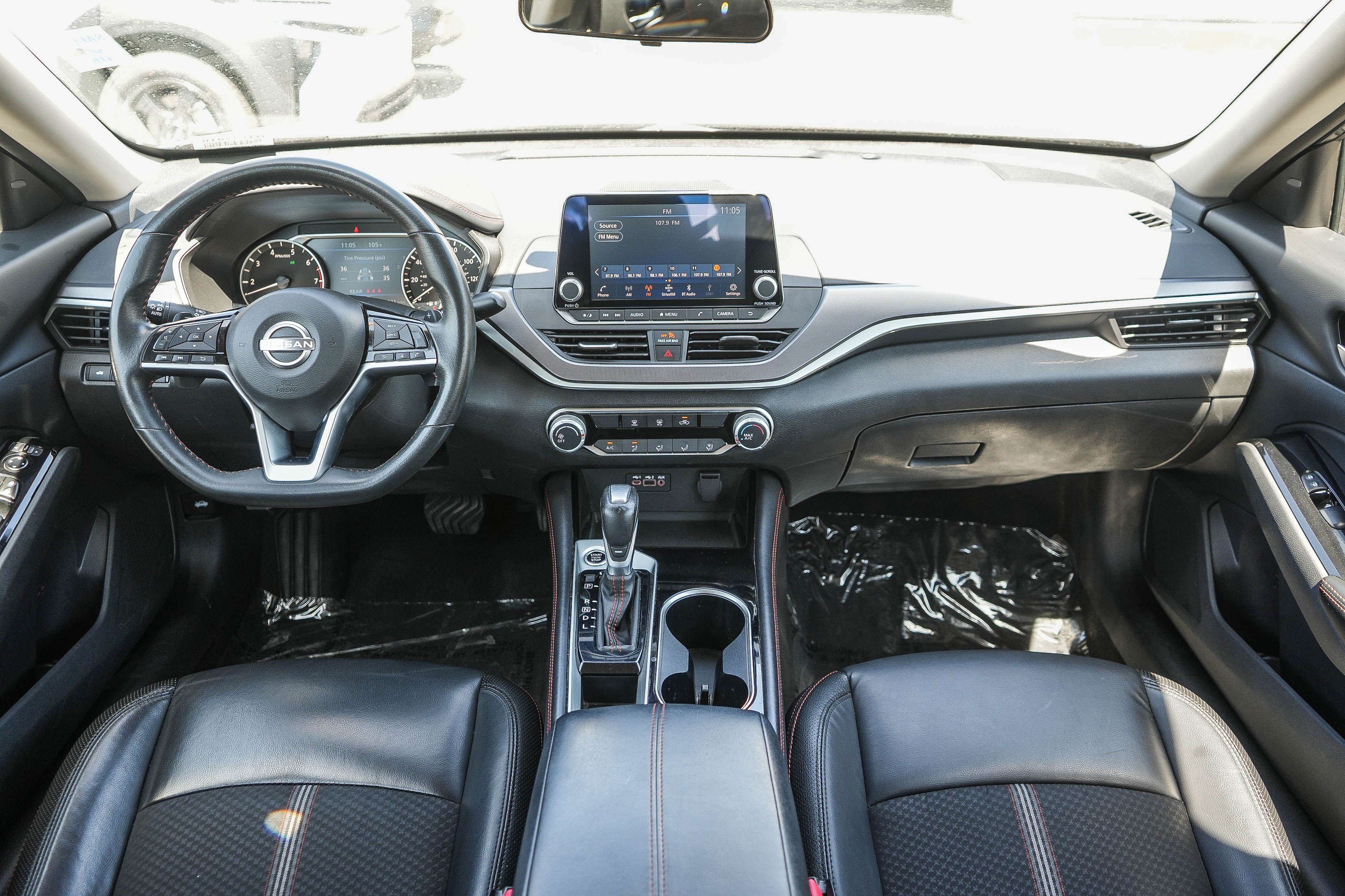 Used 2024 Nissan Altima 2.5 SR FWD image 13