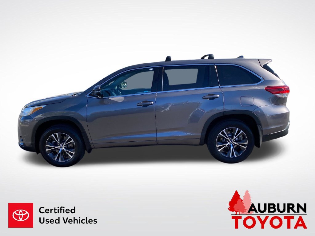 Used 2018 Toyota Highlander Plus AWD/4WD image 9