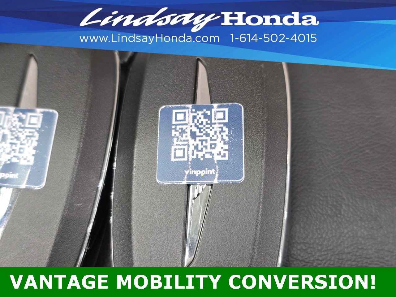 Used 2022 Chrysler Voyager LX image 22