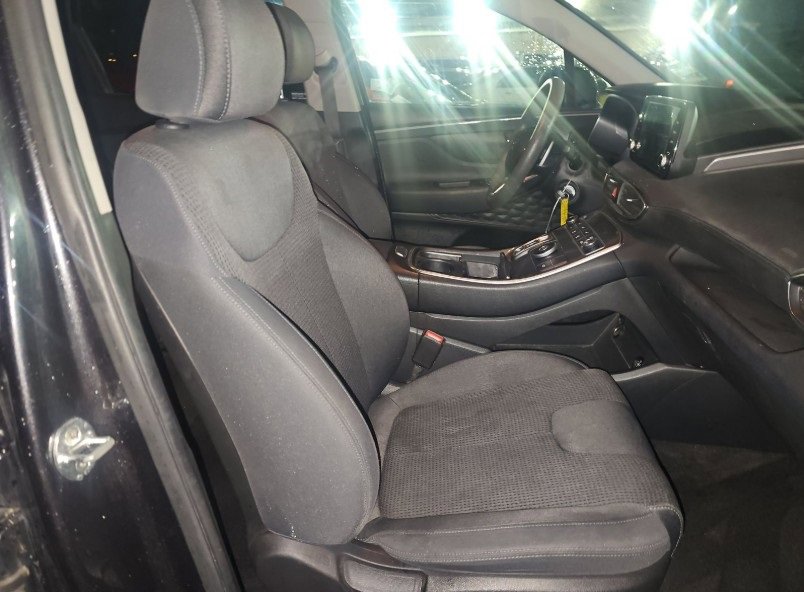 Used 2022 Hyundai Santa Fe SE image 25