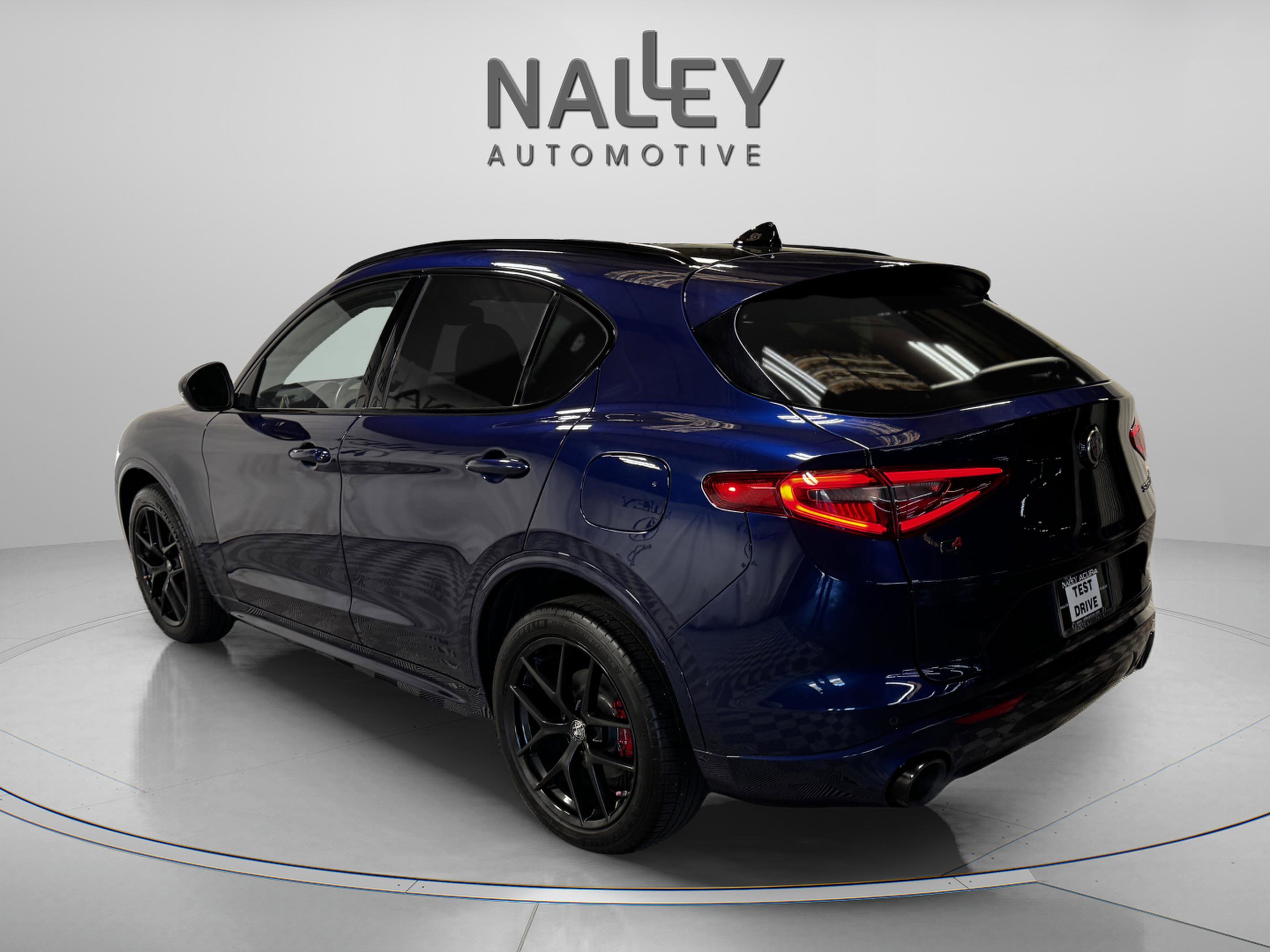 Used 2020 Alfa Romeo Stelvio Ti w/ Nero Edizione image 3