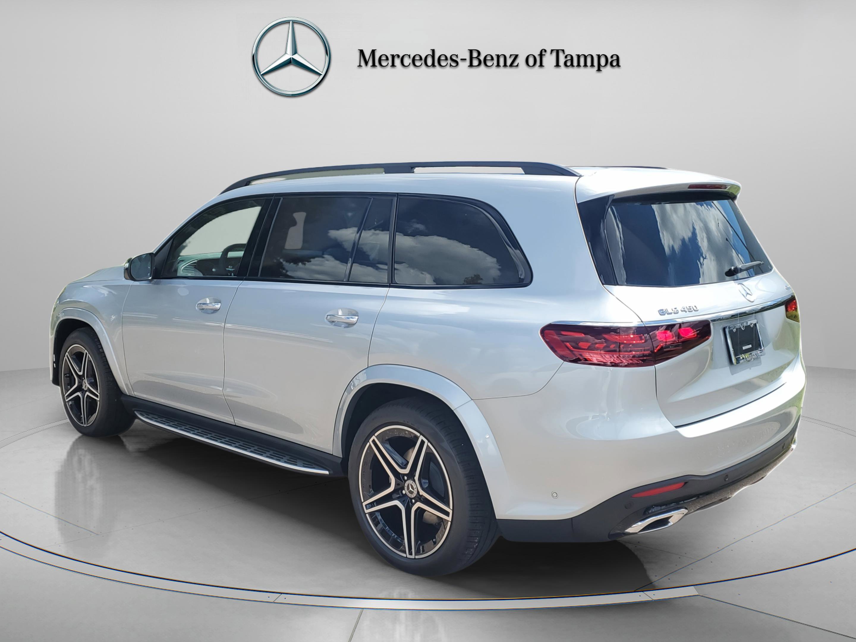 Certified 2026 Mercedes-Benz GLS 450 4MATIC image 3