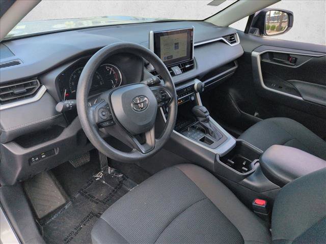 Used 2025 Toyota RAV4 LE image 12