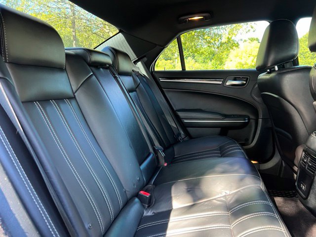 Used 2017 Chrysler 300 S AWD/4WD image 19