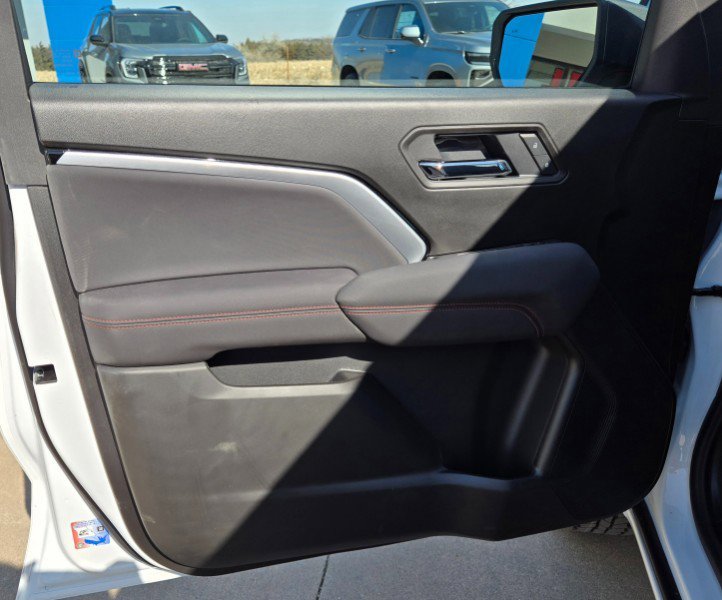 New 2025 Chevrolet Colorado Z71 image 10