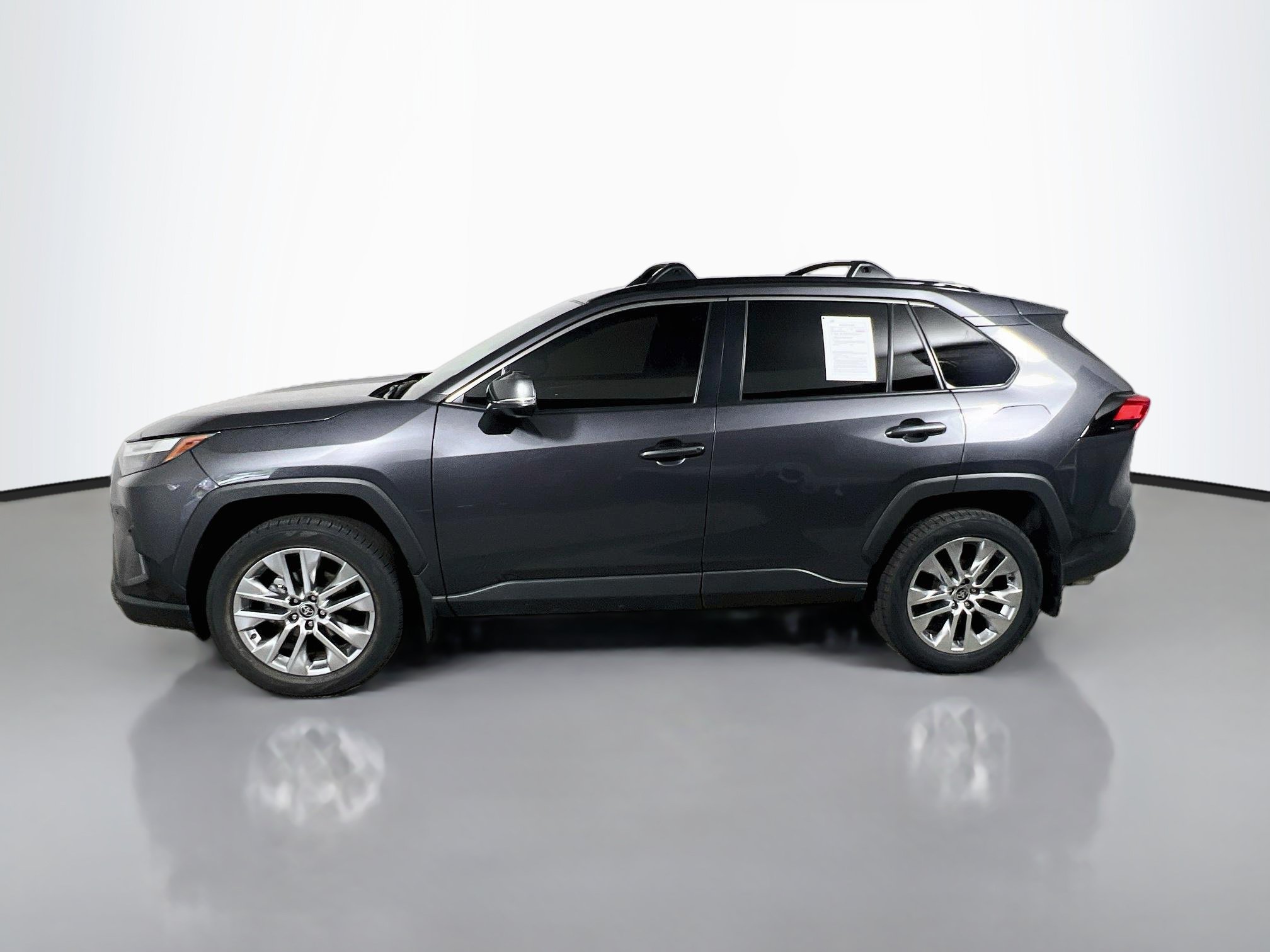 Used 2025 Toyota RAV4 XLE Premium w/ Weather Package AWD/4WD image 9