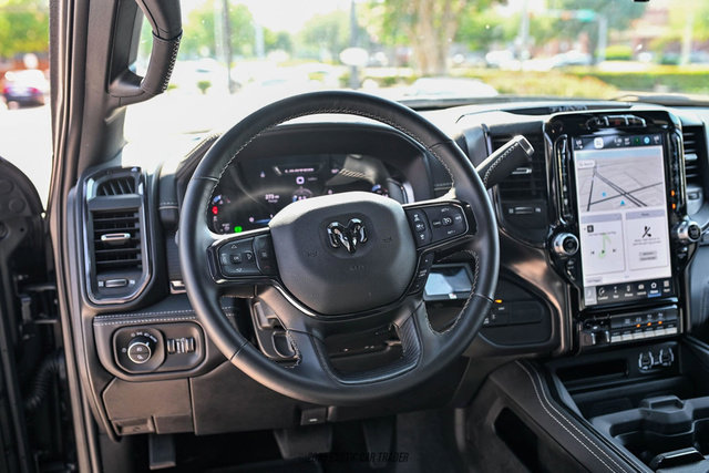 Used 2024 RAM 5500 4x4 Crew Cab image 43