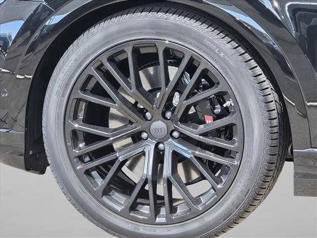 New 2026 Audi SQ8 Premium Plus AWD/4WD image 9