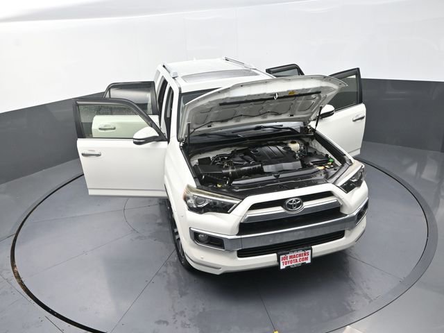 Used 2014 Toyota 4Runner Limited image 27