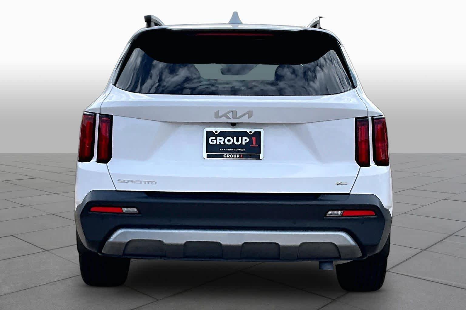 Used 2023 Kia Sorento SX Prestige AWD/4WD image 9