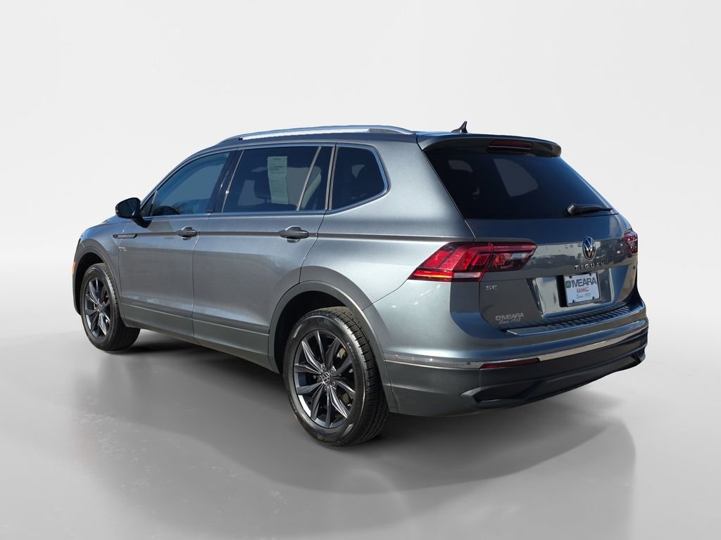 Used 2023 Volkswagen Tiguan SE w/ Panoramic Sunroof Package video 3