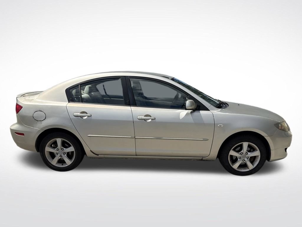 Used 2006 MAZDA MAZDA3 i Touring FWD image 4