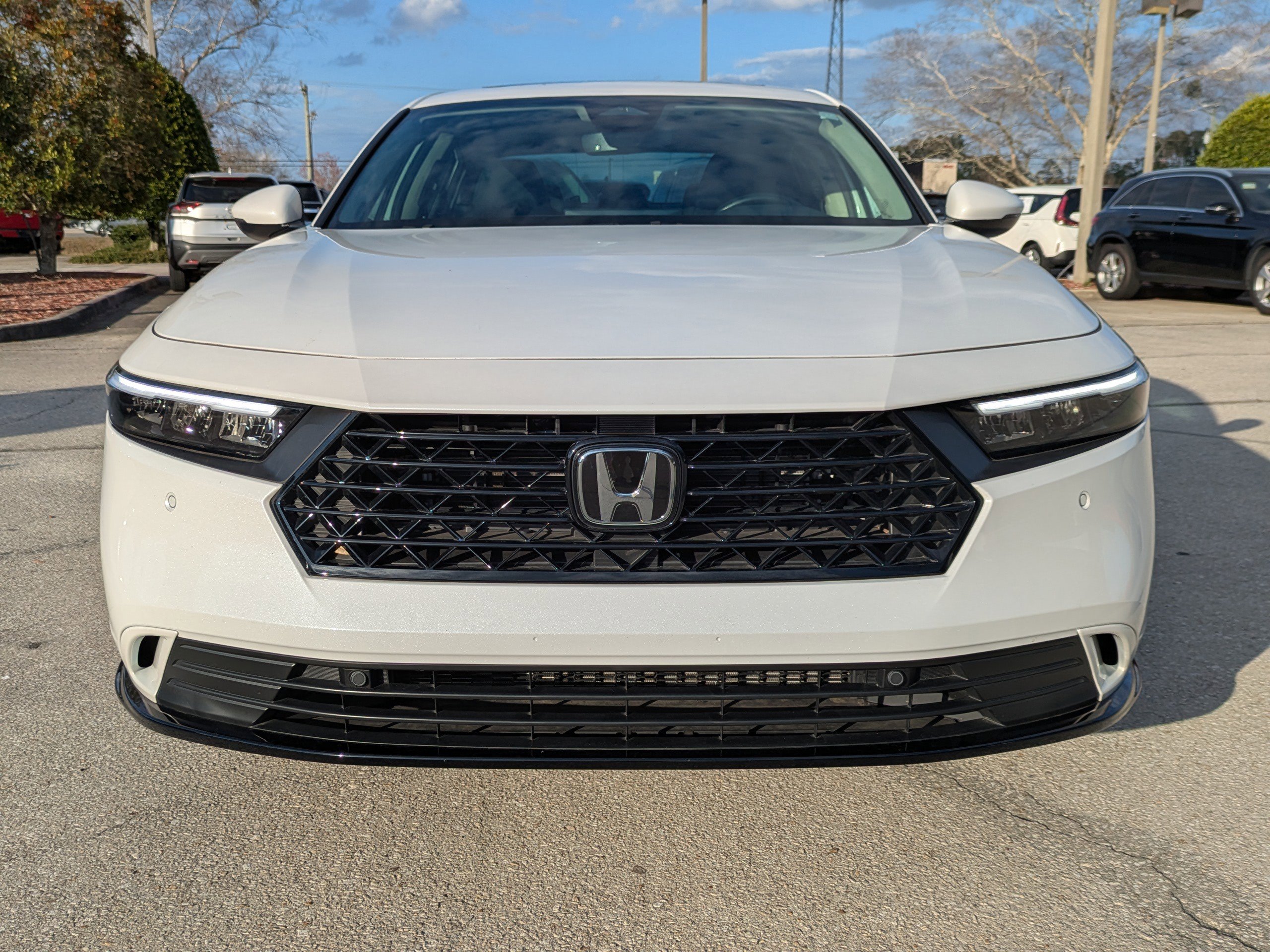 Used 2023 Honda Accord EX-L image 9
