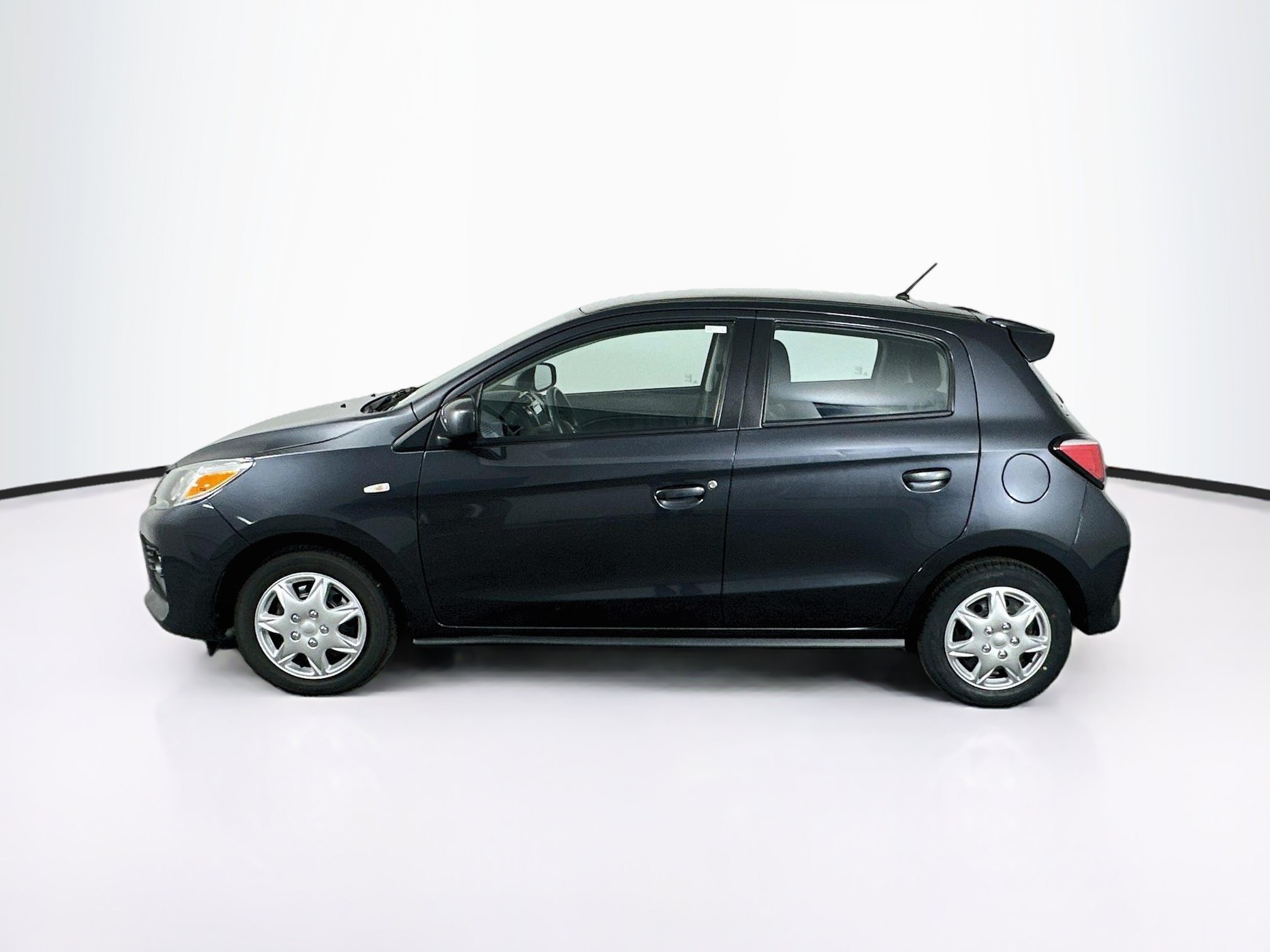Used 2024 Mitsubishi Mirage ES FWD image 4