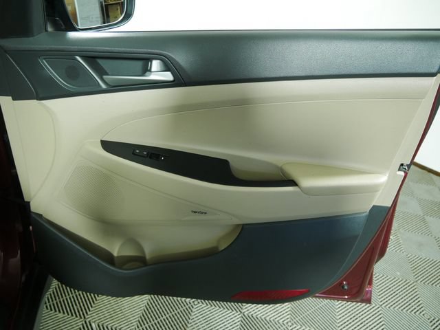 Used 2017 Hyundai Tucson SE Plus FWD image 11