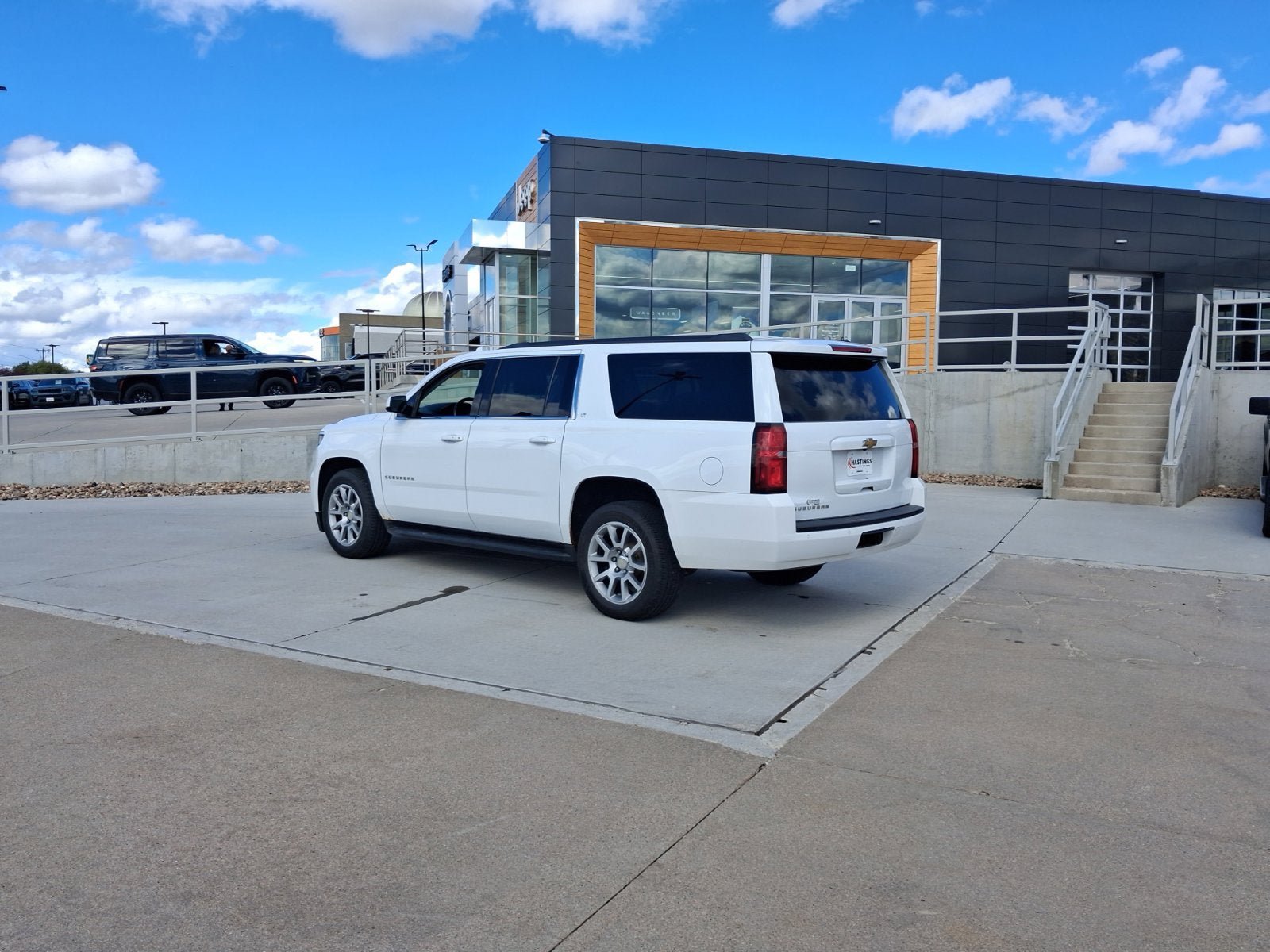 Used 2017 Chevrolet Suburban LT AWD/4WD image 3