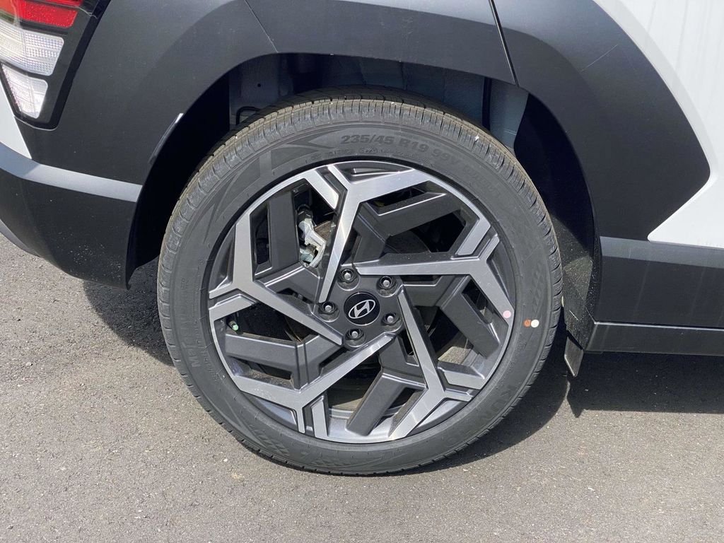 New 2026 Hyundai Kona SEL Premium image 3
