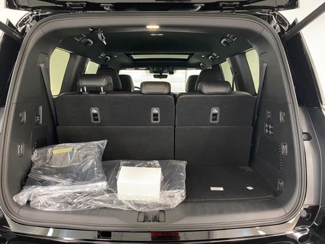 New 2025 Nissan Armada PRO-4X w/ Pro-4X Premium Package image 7