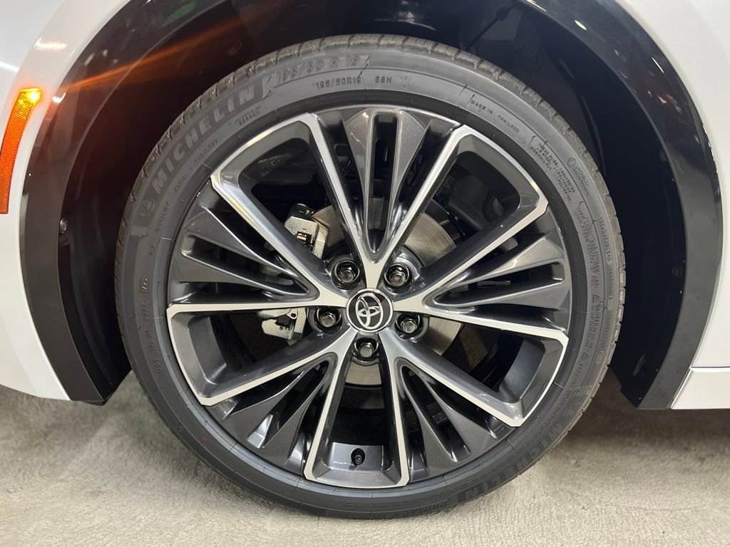 New 2026 Toyota Prius XLE image 6