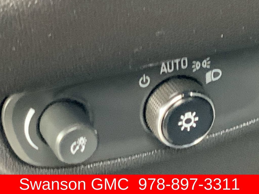Certified 2023 GMC Terrain SLE w/ Driver Convenience Package AWD/4WD image 18