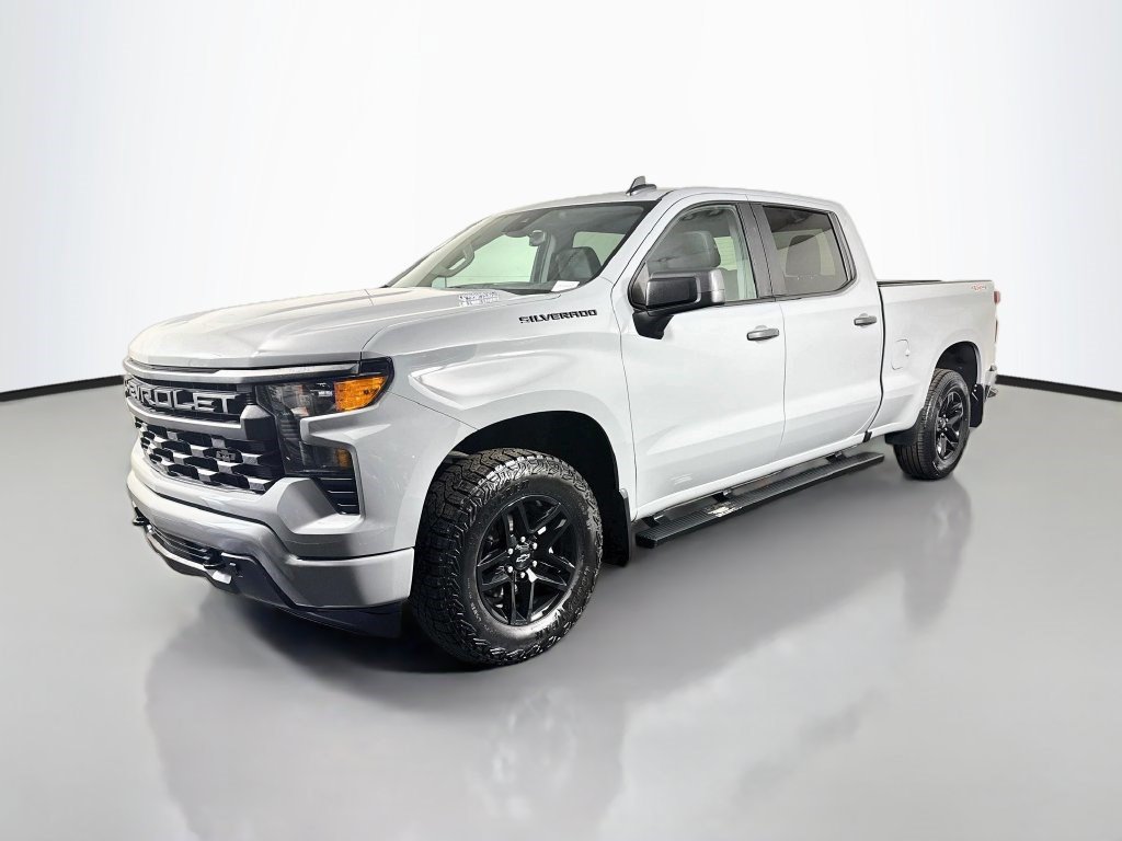 Used 2024 Chevrolet Silverado 1500 Custom w/ LPO, Dark Essentials Package AWD/4WD image 4