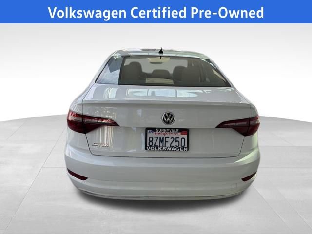 Certified 2021 Volkswagen Jetta SE w/ SE Cold Weather Package image 5
