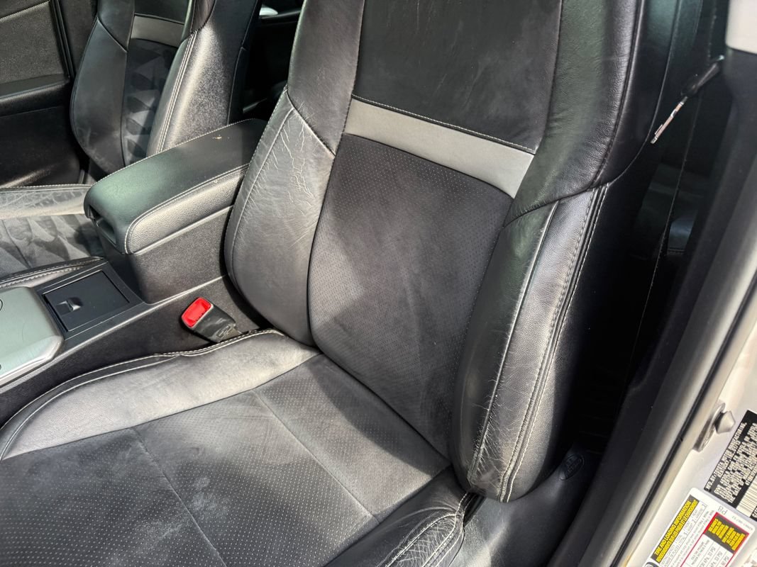 Used 2013 Toyota Camry SE w/ Leather Pkg FWD image 26
