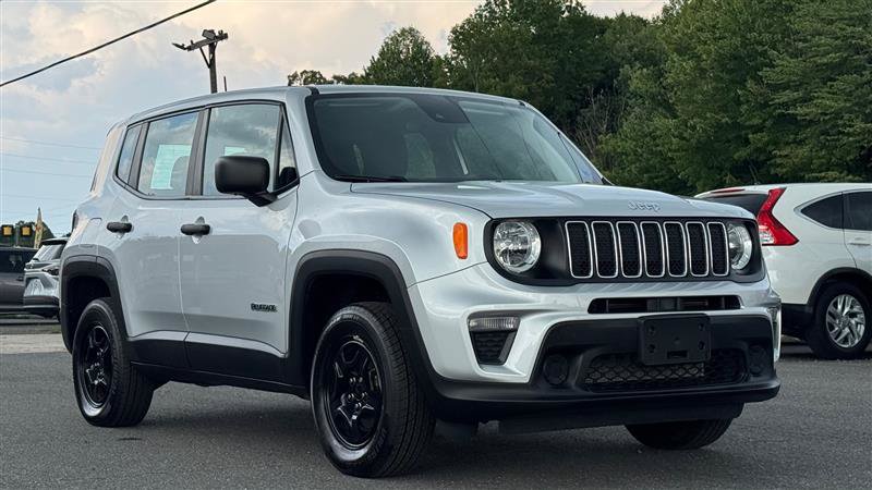 Used 2021 Jeep Renegade Sport AWD/4WD image 4