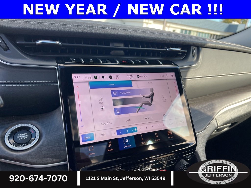 Used 2024 Jeep Grand Cherokee L Limited image 23