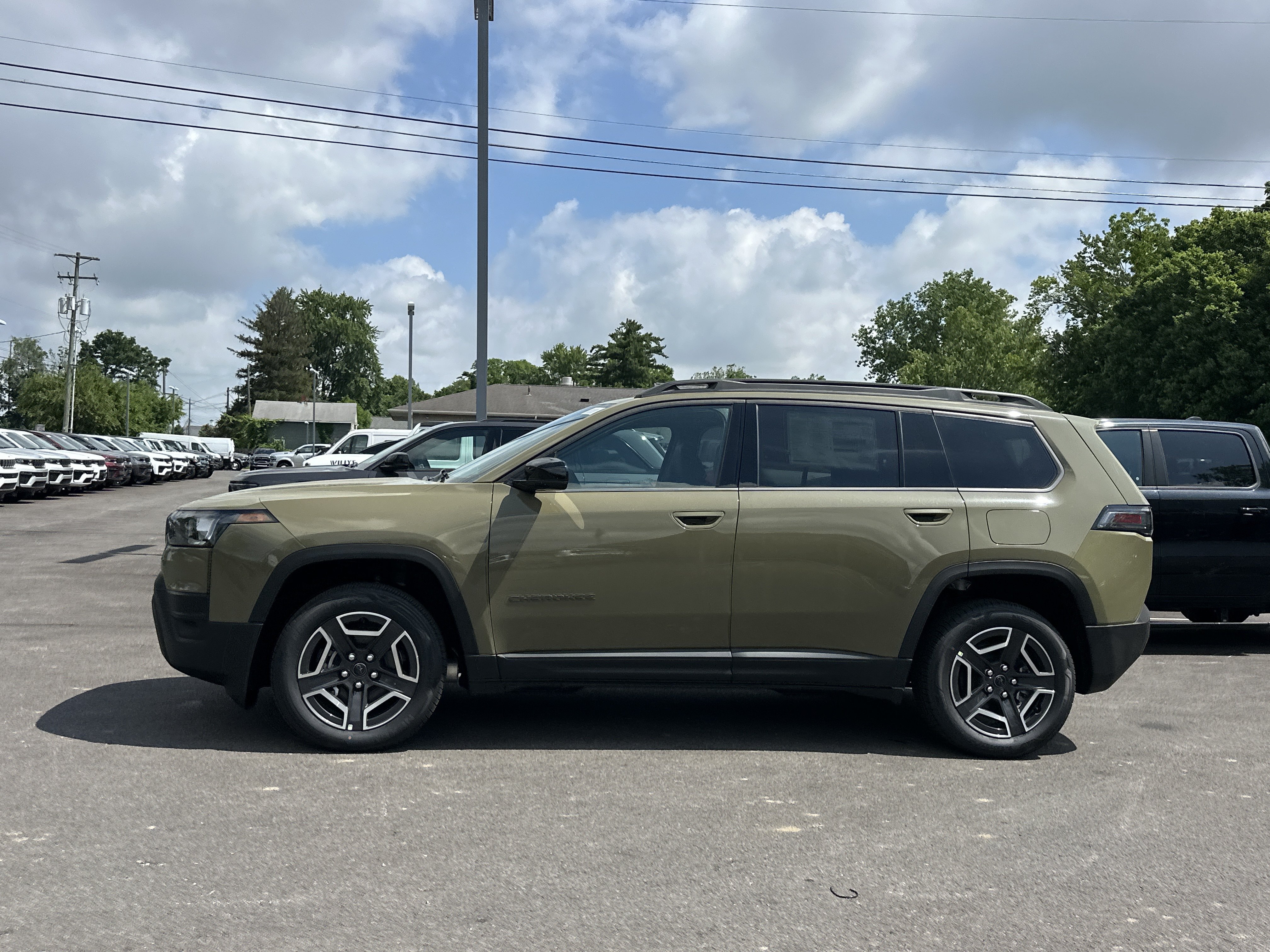 New 2026 Jeep Cherokee Limited AWD/4WD image 22