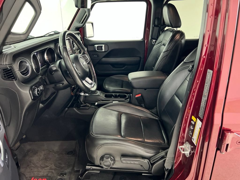 Used 2021 Jeep Wrangler Unlimited Sahara AWD/4WD image 18
