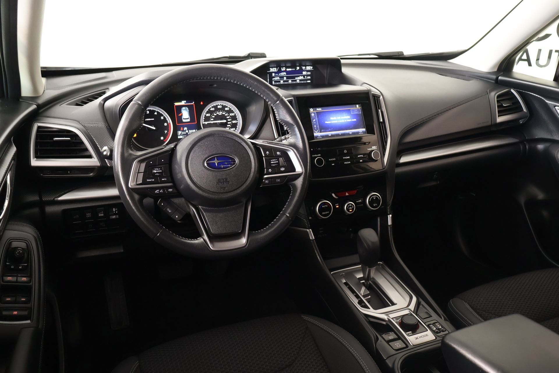 Used 2022 Subaru Forester Premium AWD/4WD image 2
