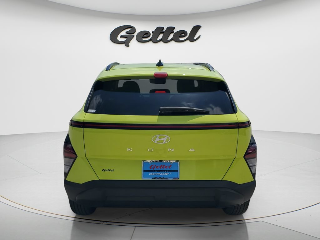 Used 2024 Hyundai Kona SEL FWD image 6