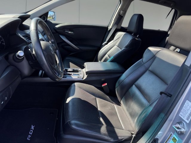 Used 2015 Acura RDX w/ Technology Package AWD/4WD image 9