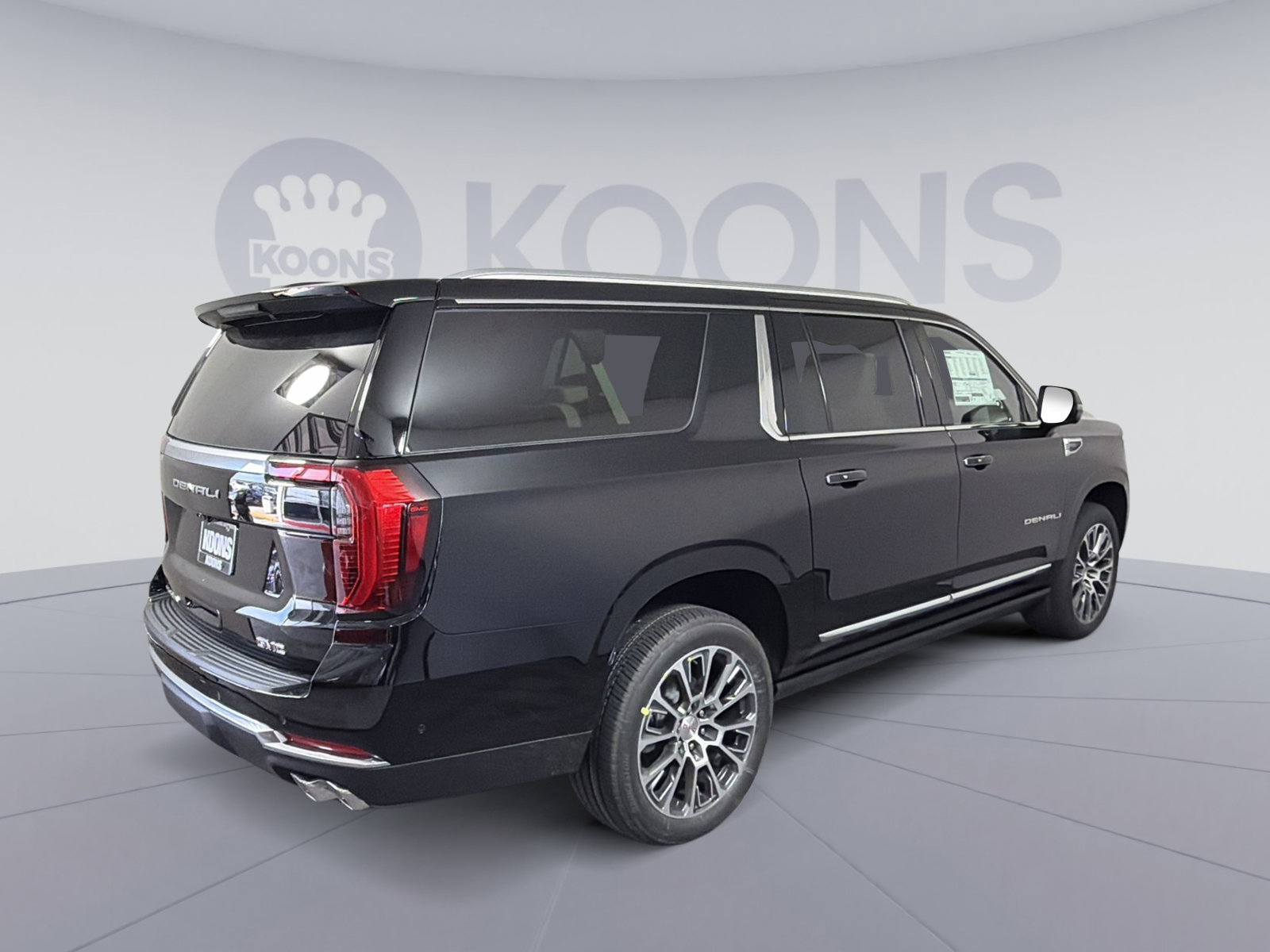 New 2026 GMC Yukon XL Denali w/ Denali Reserve Package image 7