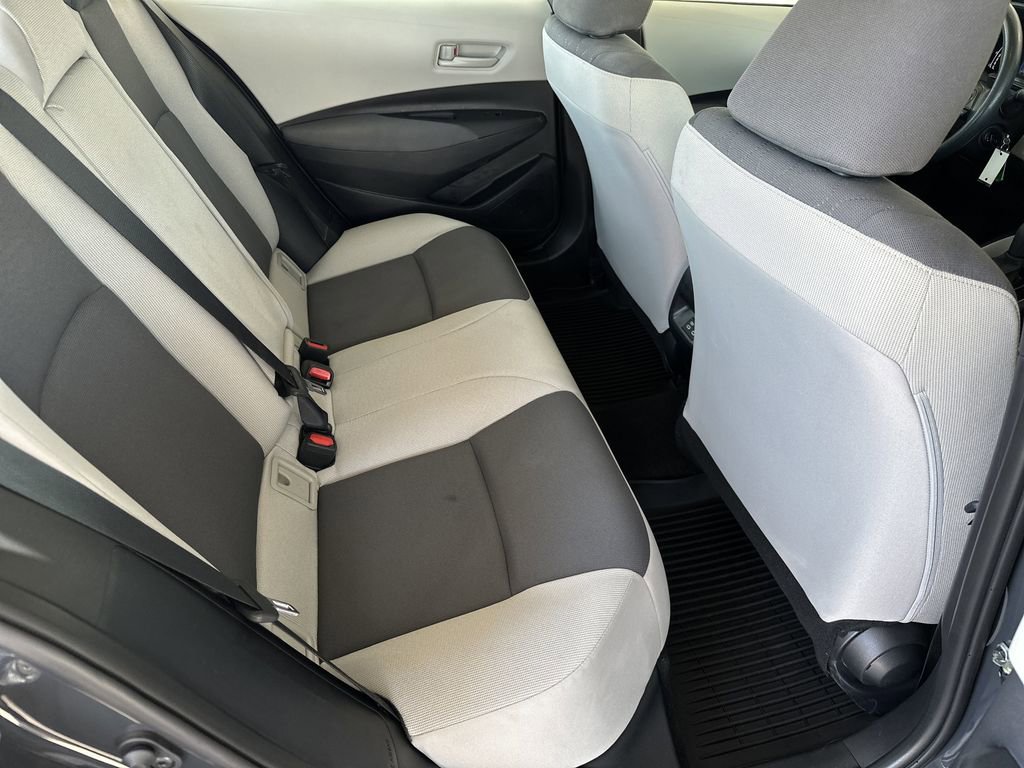 Used 2026 Toyota Corolla LE FWD image 33
