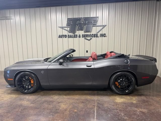 Used 2023 Dodge Challenger SRT Hellcat RWD image 2