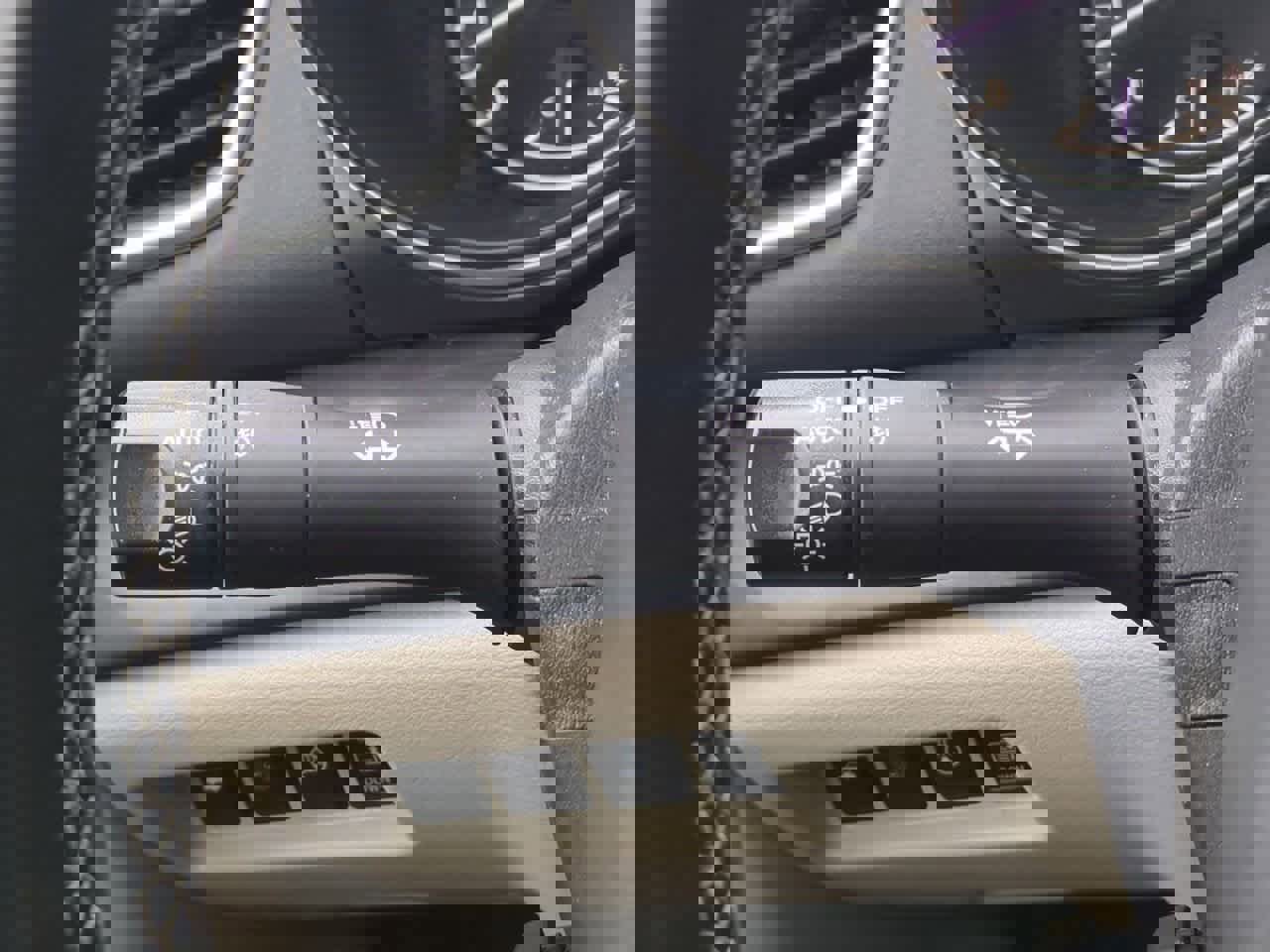 Used 2019 Nissan Maxima Platinum image 27