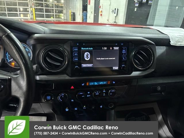 Used 2016 Toyota Tacoma TRD Off-Road w/ Premium & Technology Package AWD/4WD image 22