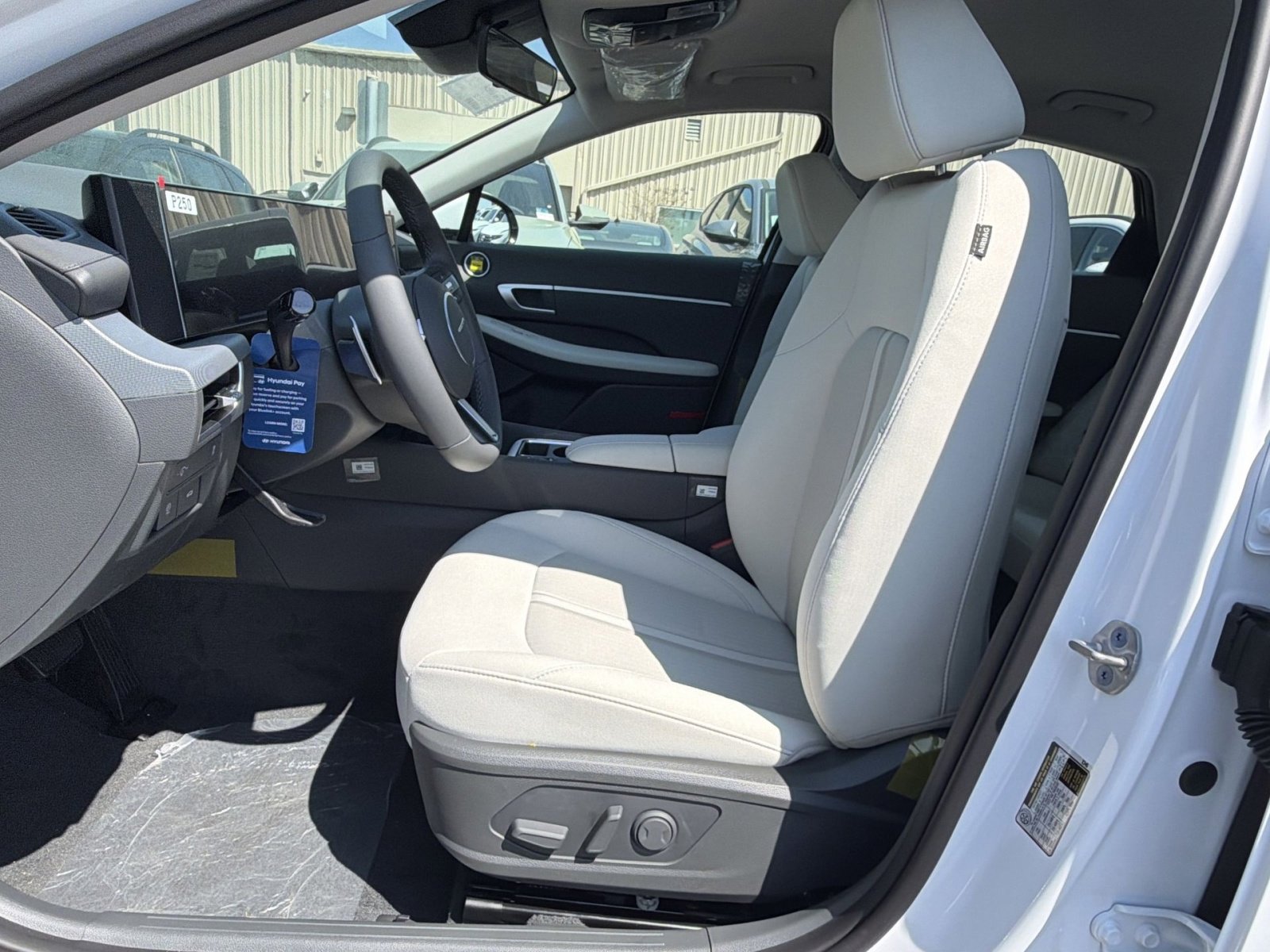 New 2026 Hyundai Sonata SEL AWD/4WD image 13