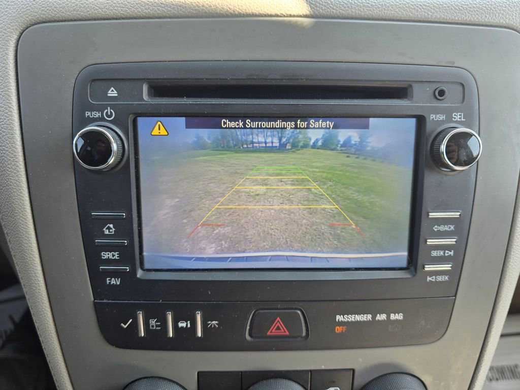 Used 2015 Chevrolet Traverse LS FWD image 20