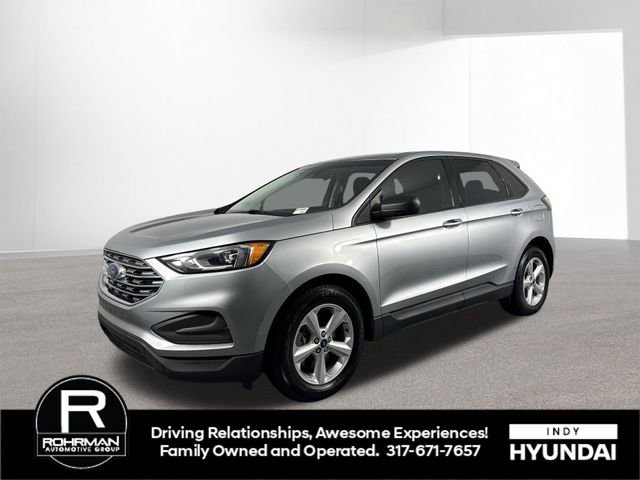 Used 2020 Ford Edge SE image 2
