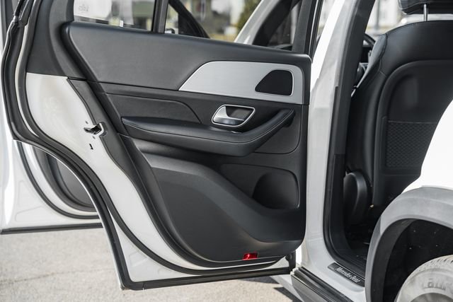 Used 2024 Mercedes-Benz GLE 450e 4MATIC image 38