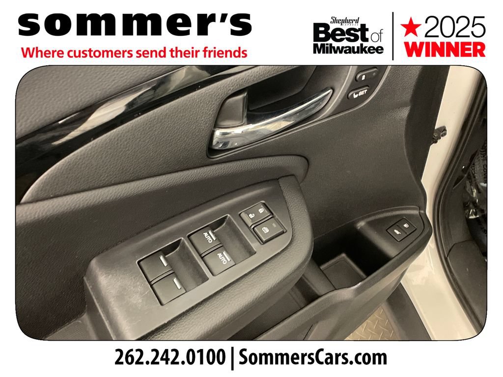 Used 2019 Honda Pilot Elite image 11