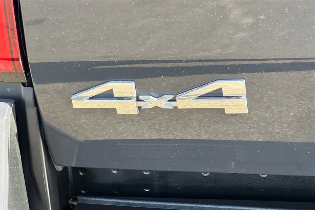 Certified 2025 Toyota Tacoma SR5 image 29