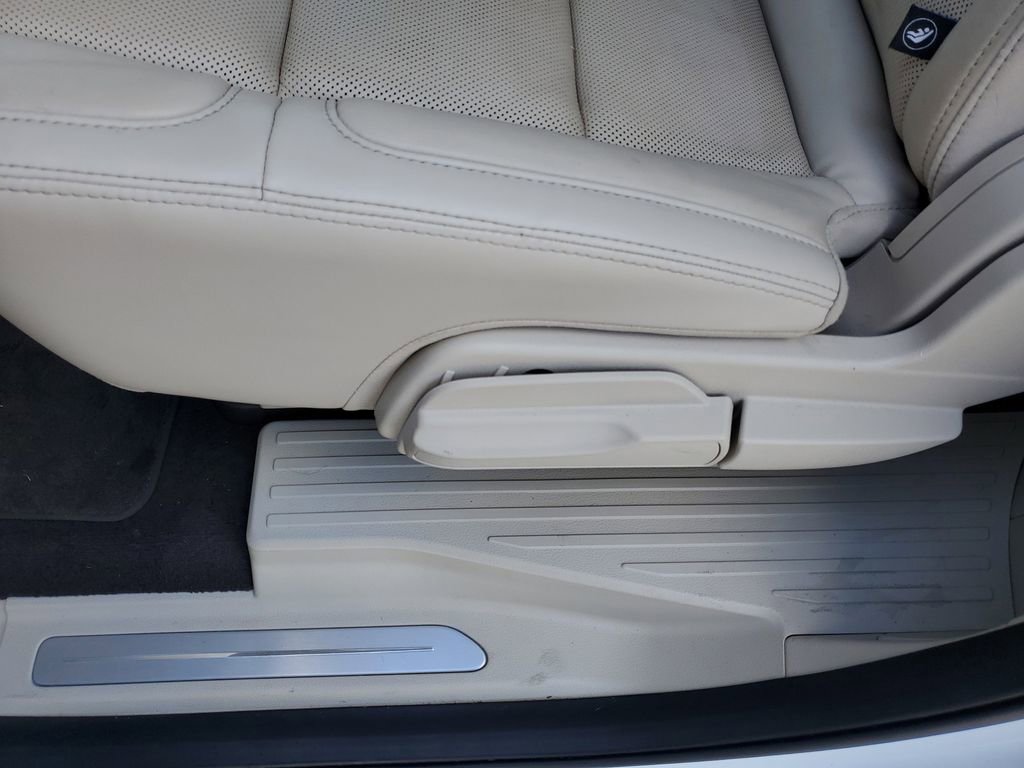 Used 2020 Lincoln Navigator L Reserve image 13