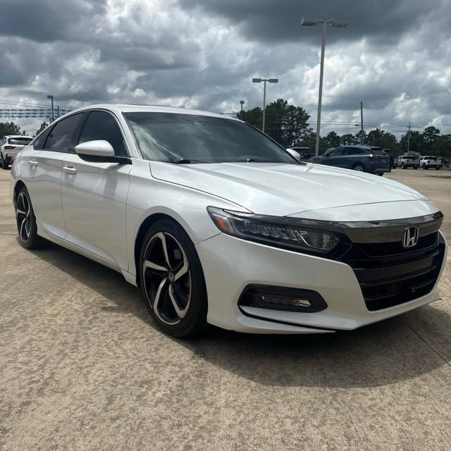 Used 2018 Honda Accord Sport image 7