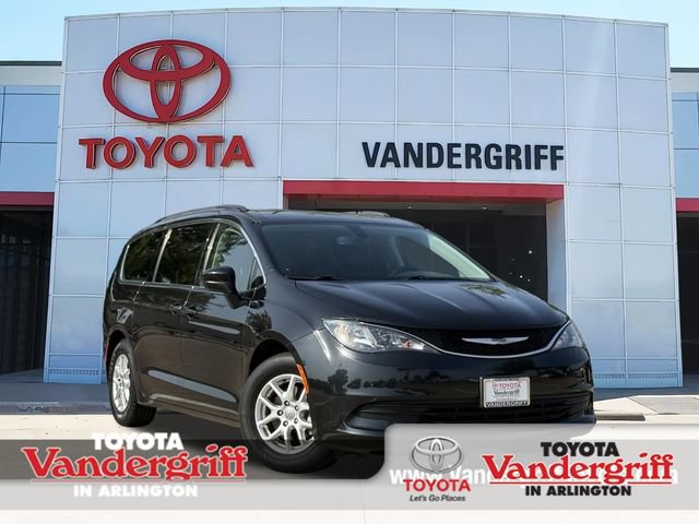 Used 2020 Chrysler Voyager Lxi FWD video 1