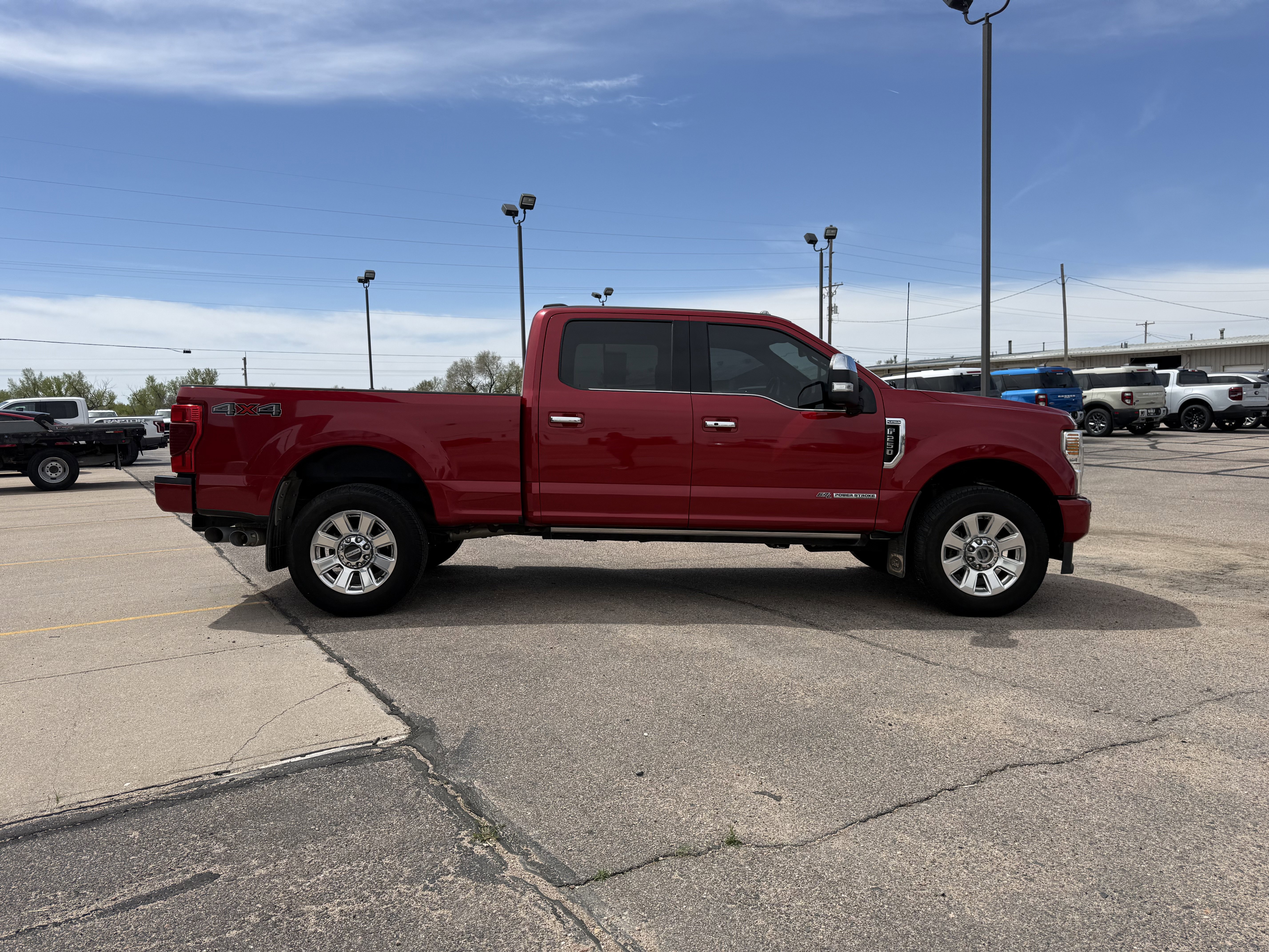 Used 2022 Ford F250 Platinum AWD/4WD image 5