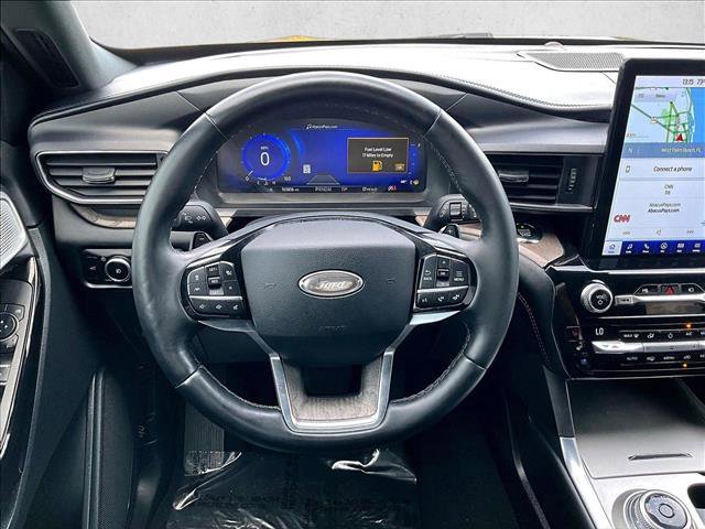 Used 2021 Ford Explorer Platinum w/ Equipment Group 601A image 7
